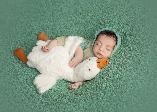 Ньюборн позировка